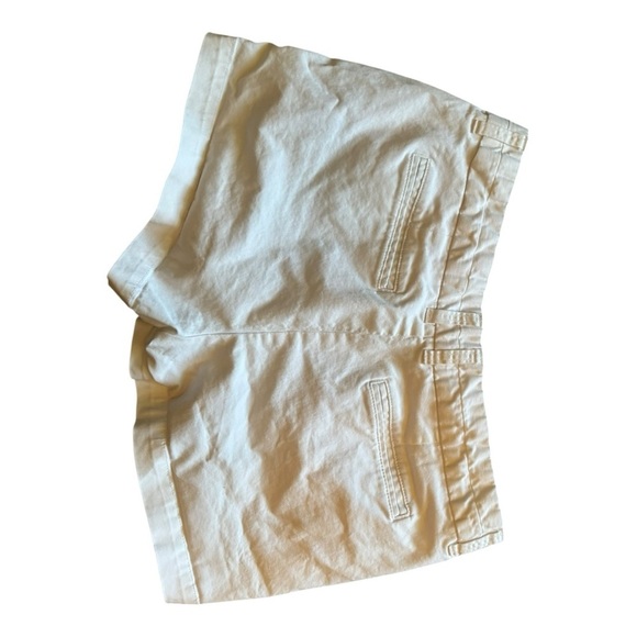GAP Classic White Shorts Size 8 - Picture 4 of 7
